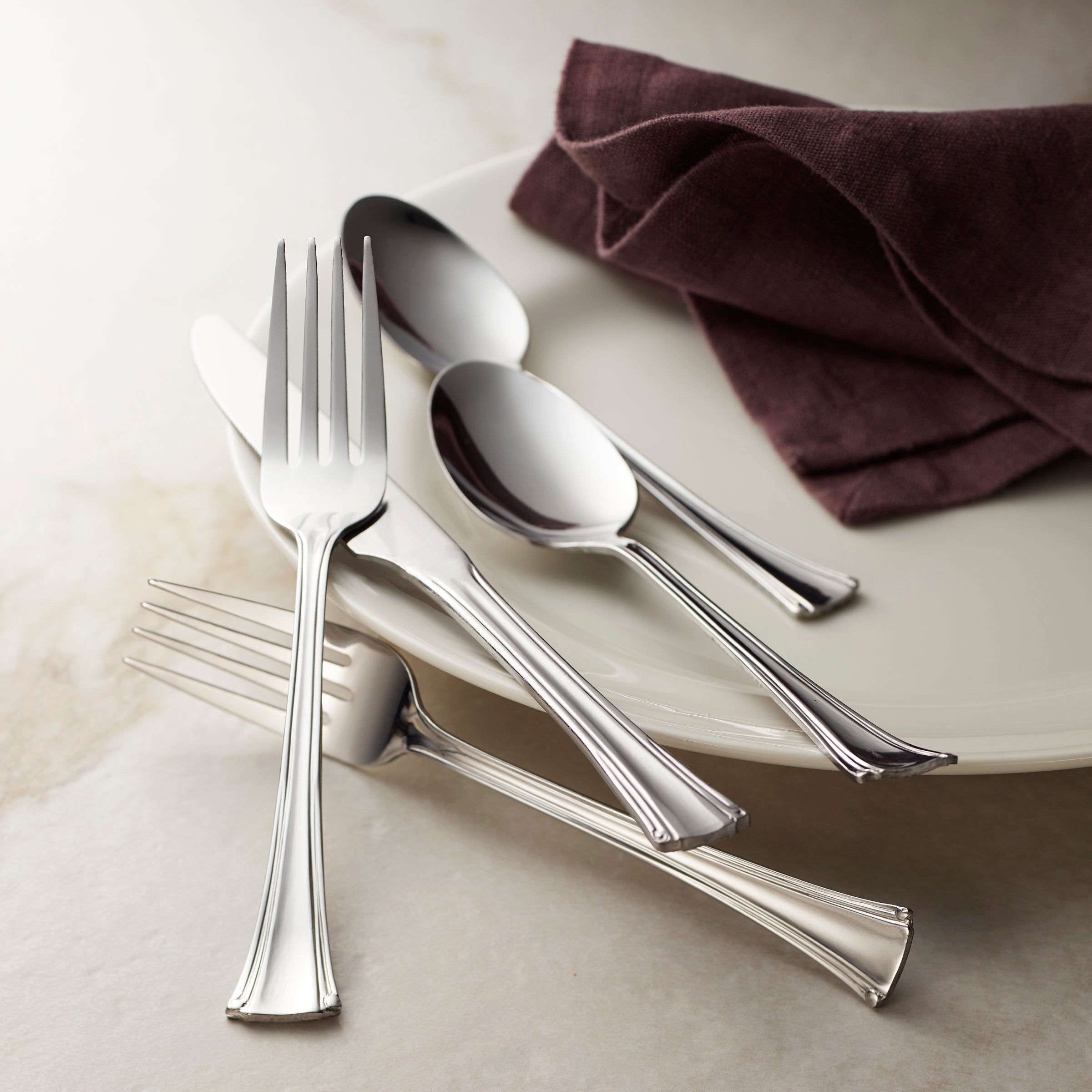Alternative view of Avalon 20 Piece Flatware Set