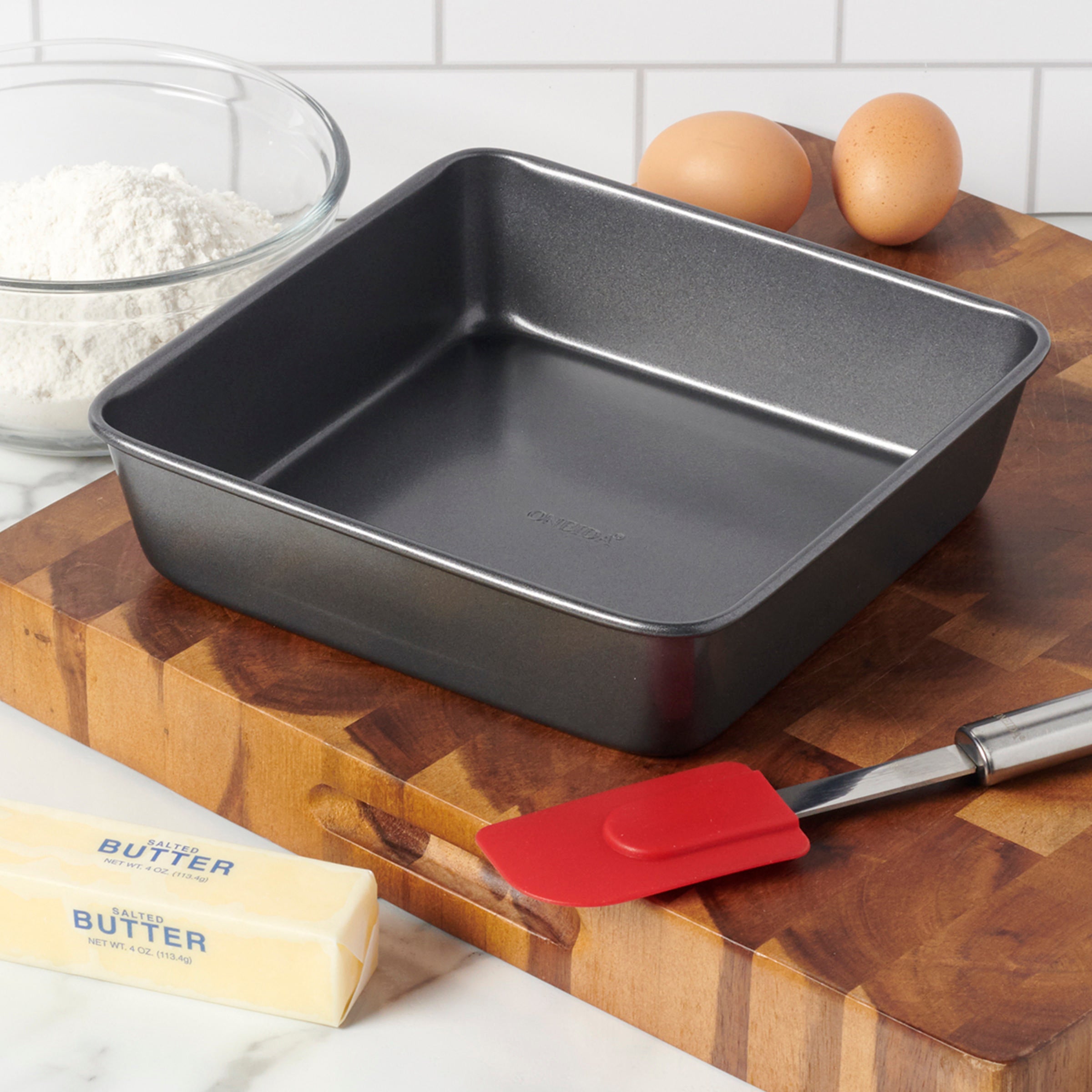 Alternative view of Bliss Bakeware 8" Square Cake Pan