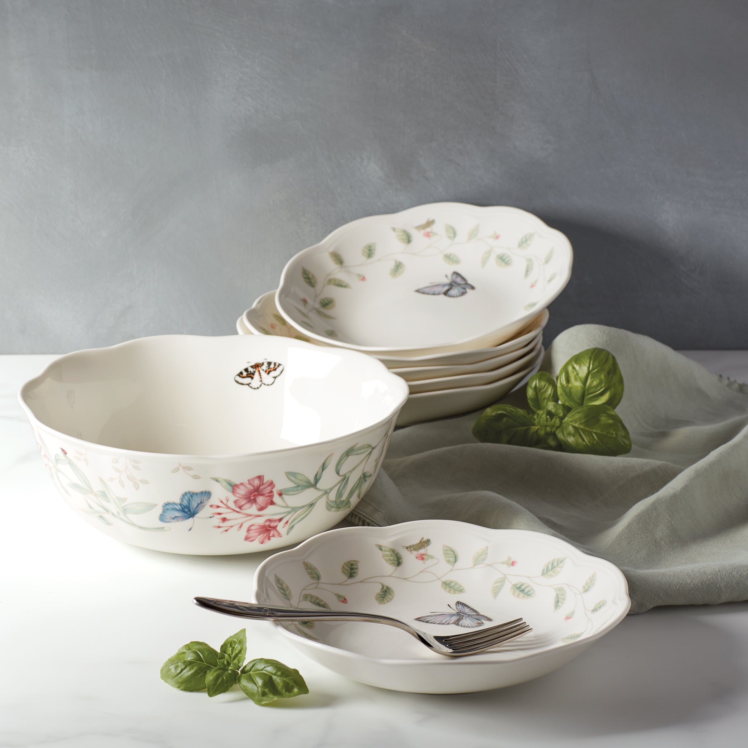 Alternative view of Butterfly Meadow 7 Piece Bowl Set