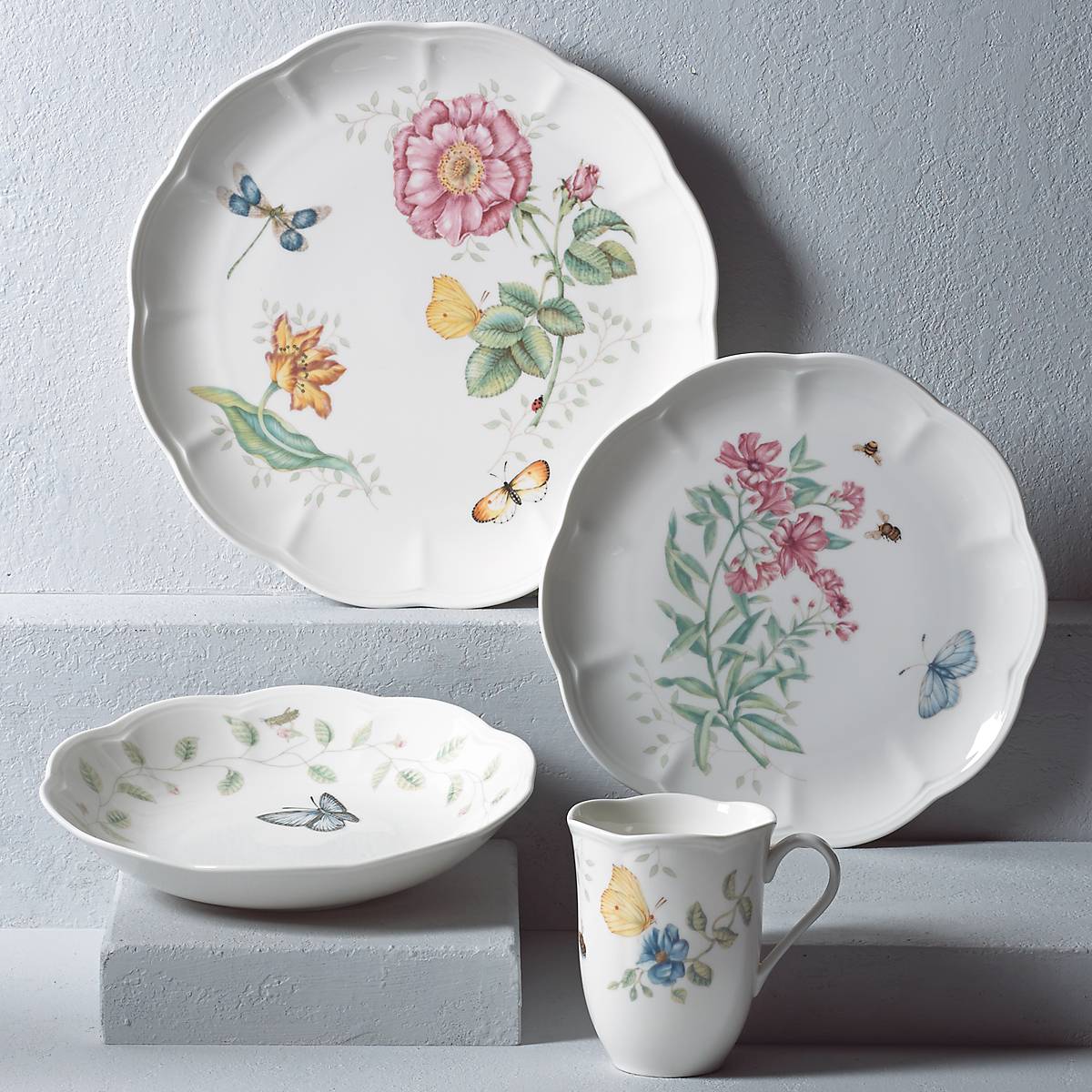 Alternative view of Butterfly Meadow 4 Piece Place Setting