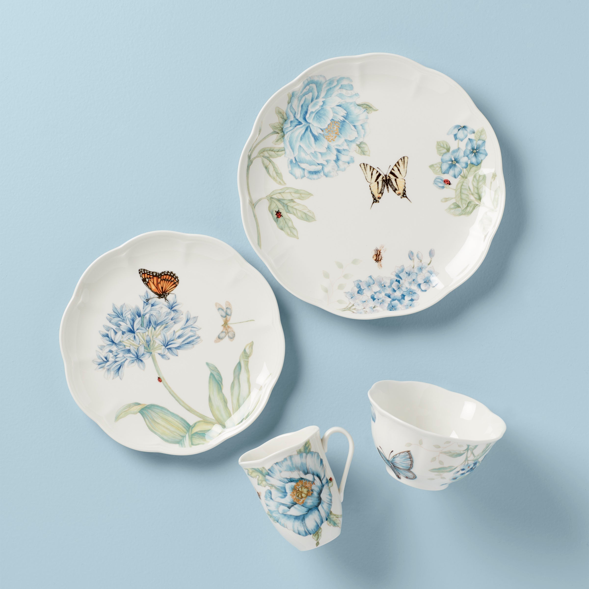 Alternative view of Butterfly Meadow Blue 18 Piece Dinnerware Set
