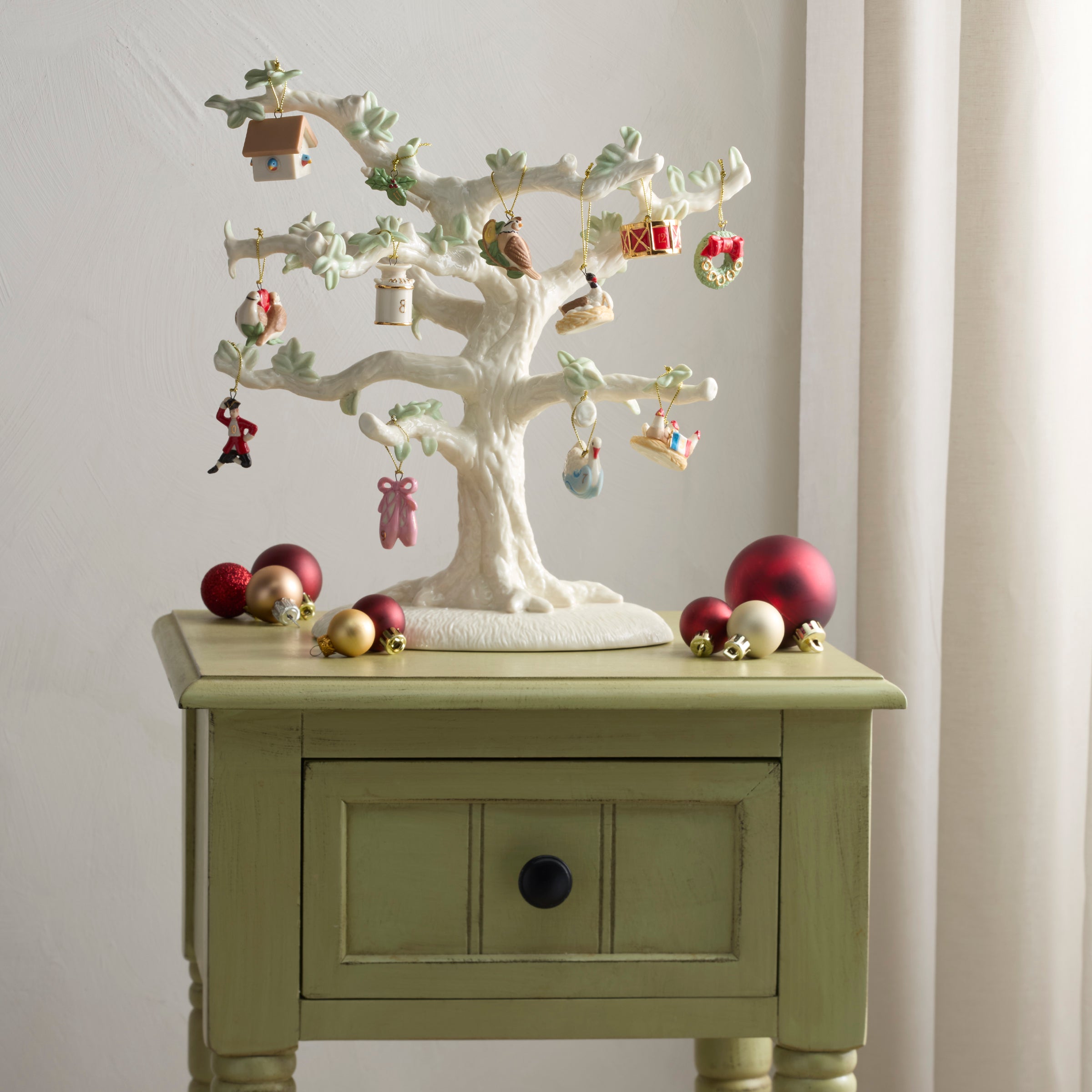 Twelve Days Of Christmas 12 Piece Mini Ornament Set - Image 3