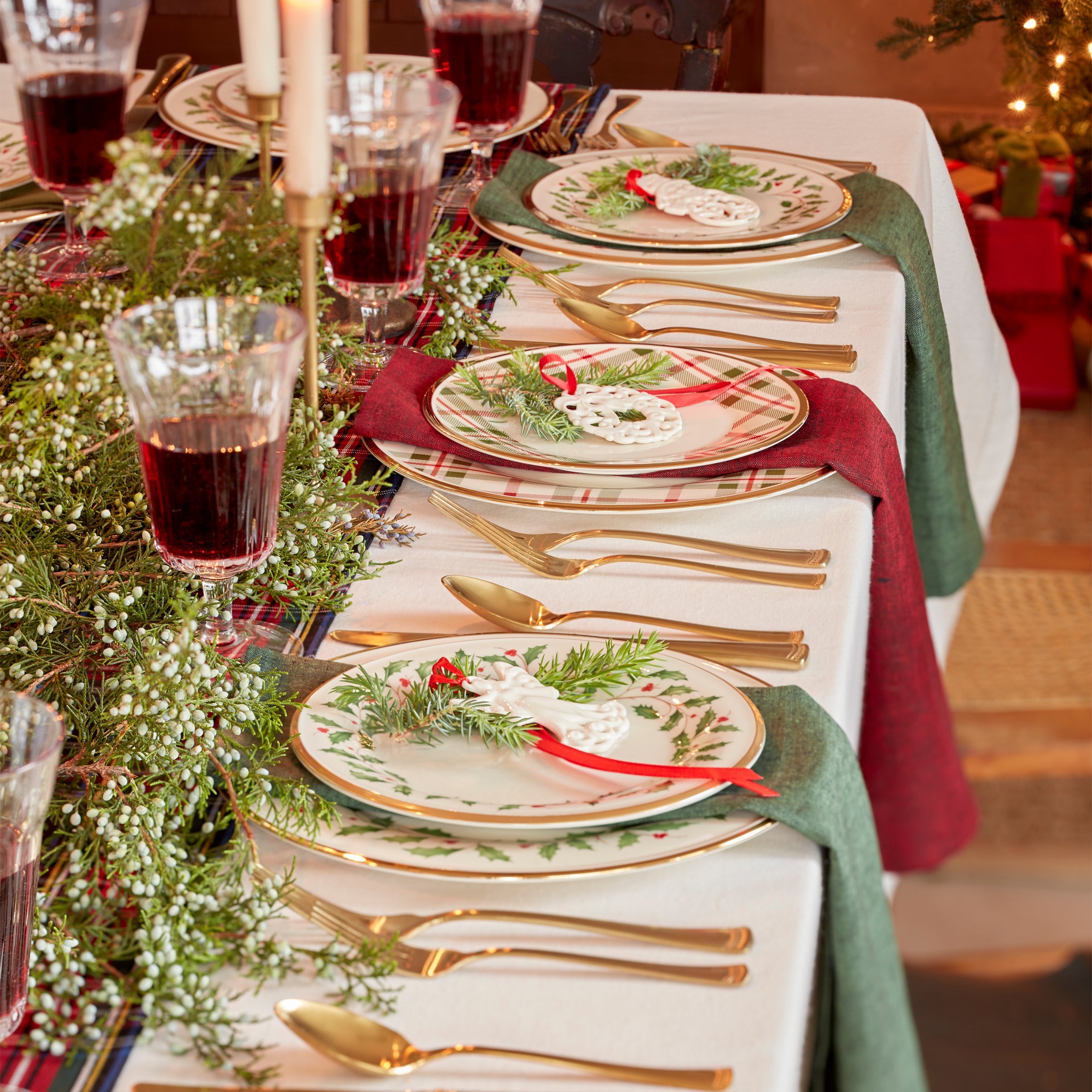 Holiday 6 Piece Salad Plate Set - Image 4