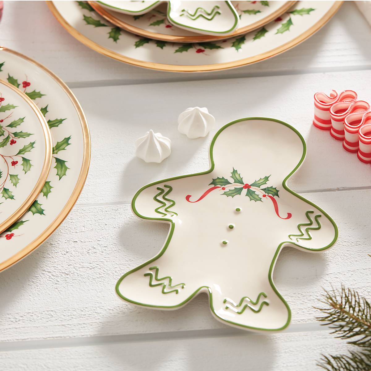 Alternative view of Holiday Gingerbread Man Accent Plate
