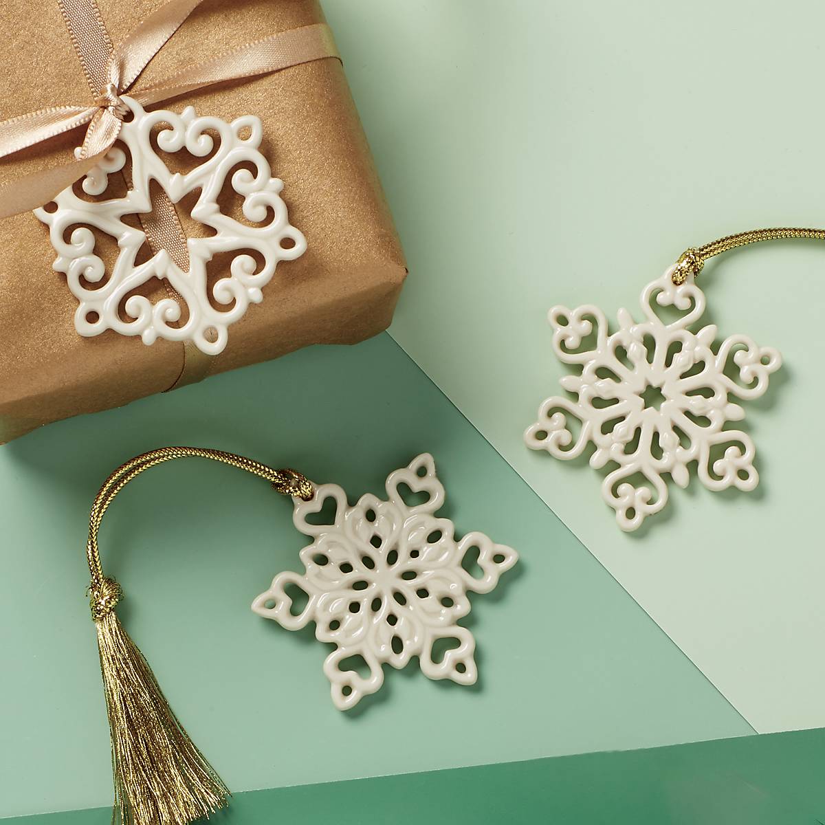 Alternative view of Mini Snowflake 3 Piece Ornament Set