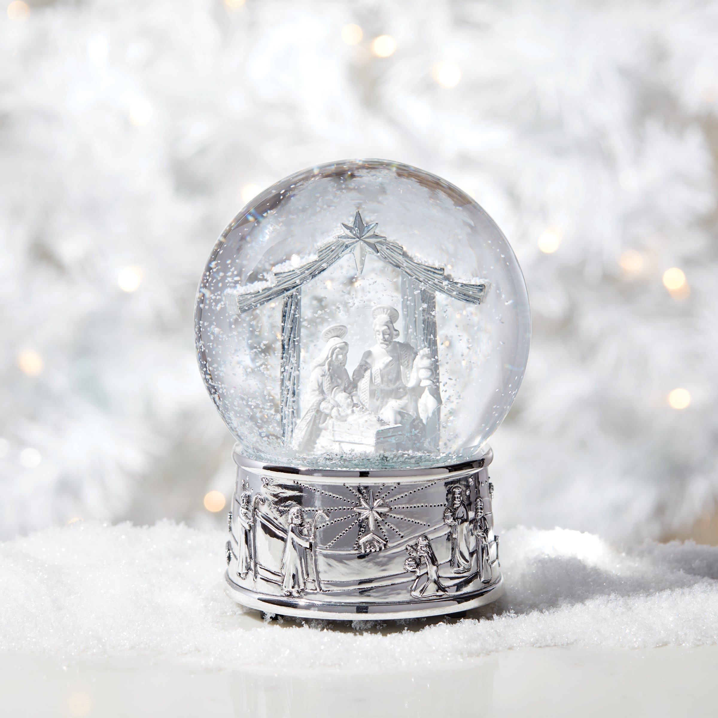 Alternative view of Nativity Musical Snow Globe