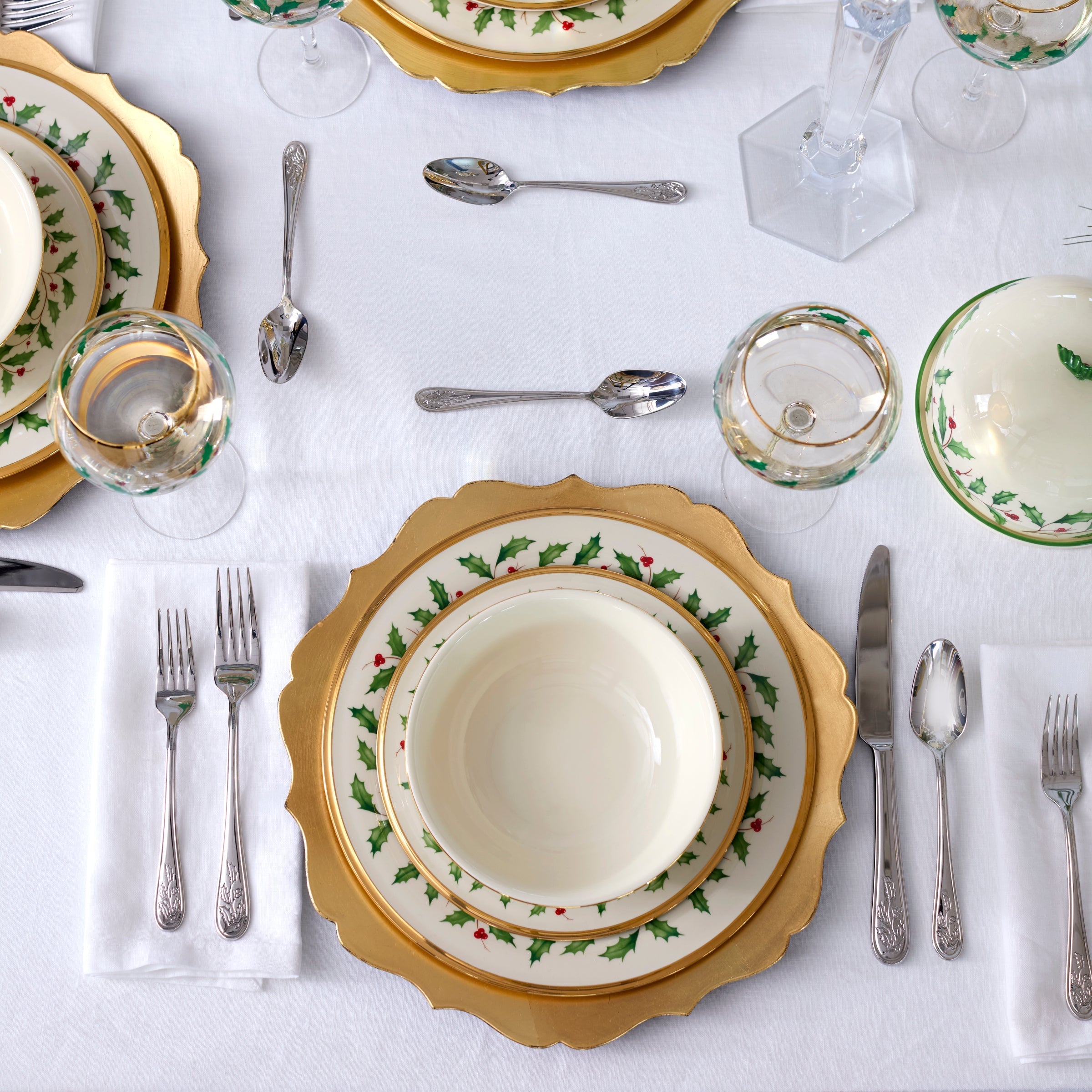 Holiday 65 Piece Flatware Set - Image 4