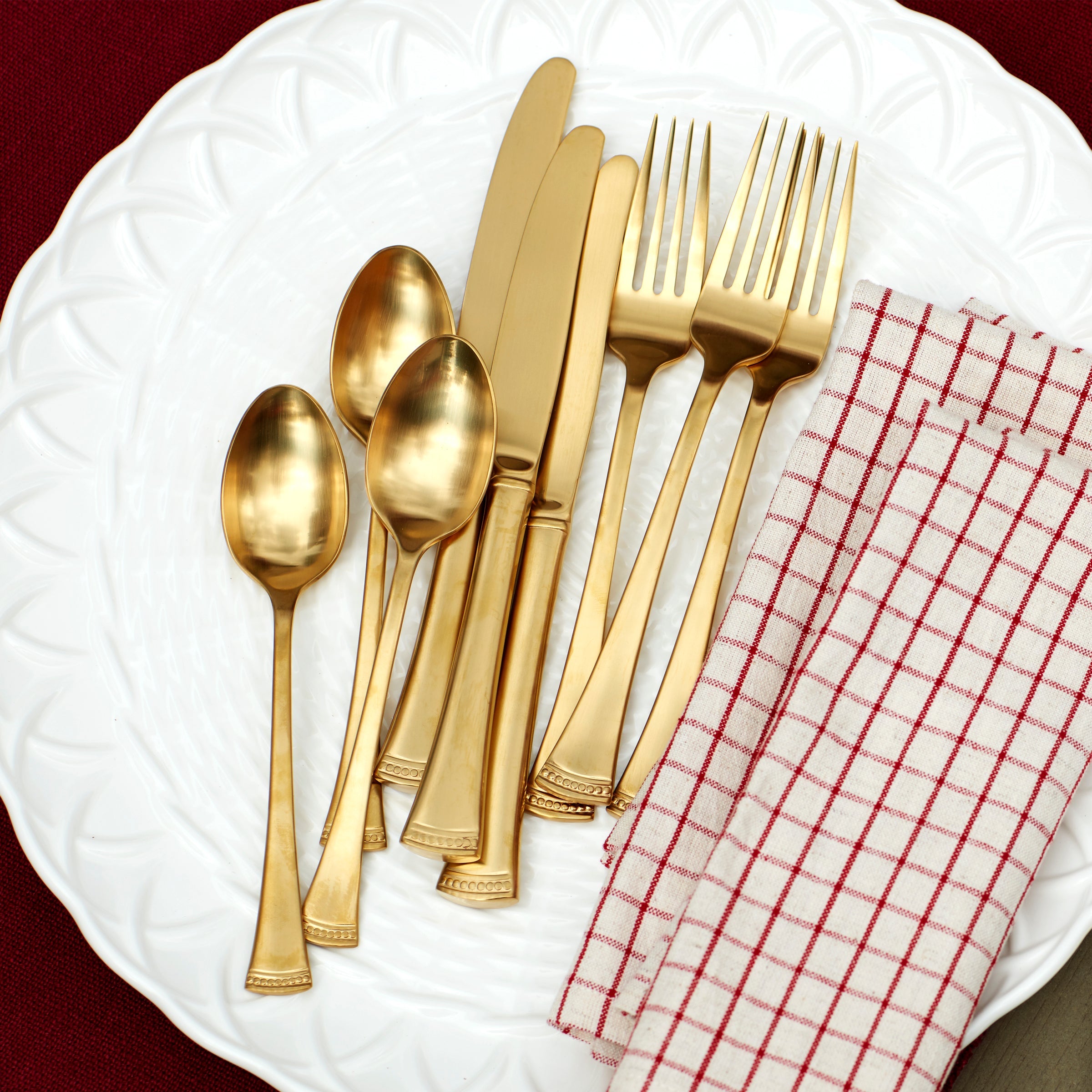 Portola Gold Satin 20 Piece Flatware Set - Image 10