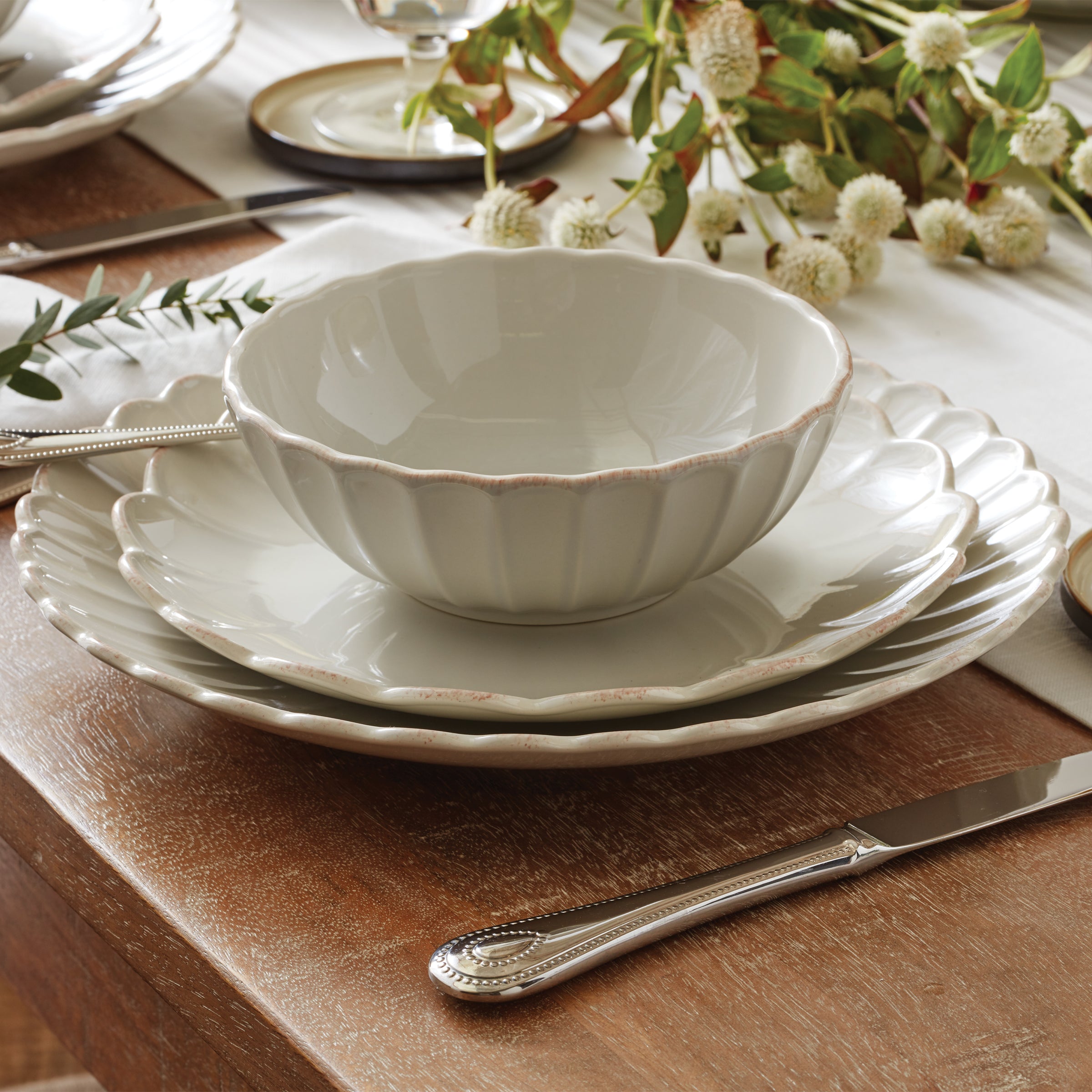 Alternative view of French Perle Scallop White 24 Piece Dinnerware Set