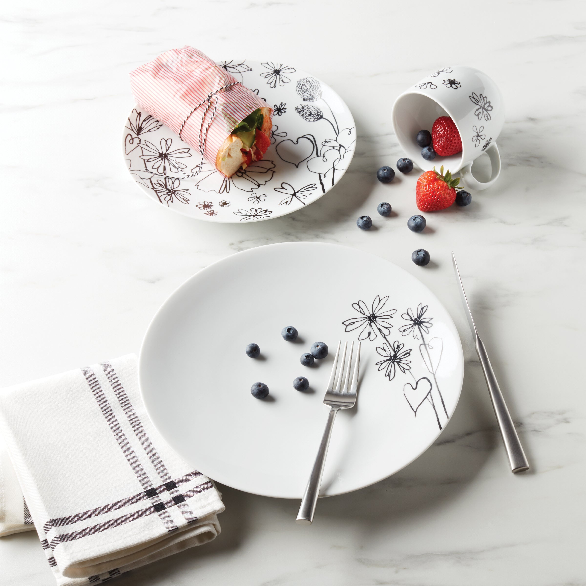 Alternative view of Garden Doodle Accent Plates   Set of 4