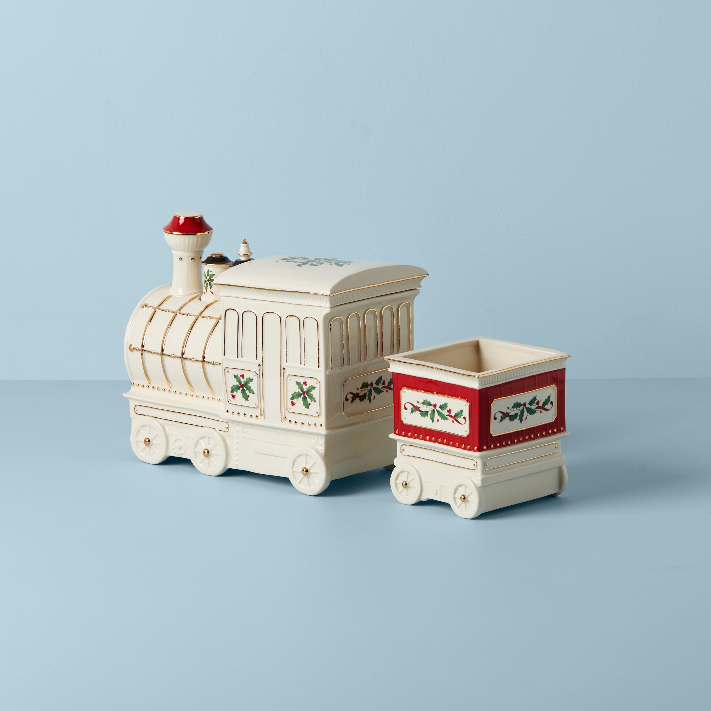 Alternative view of Holiday Train 5 Piece Serving Set