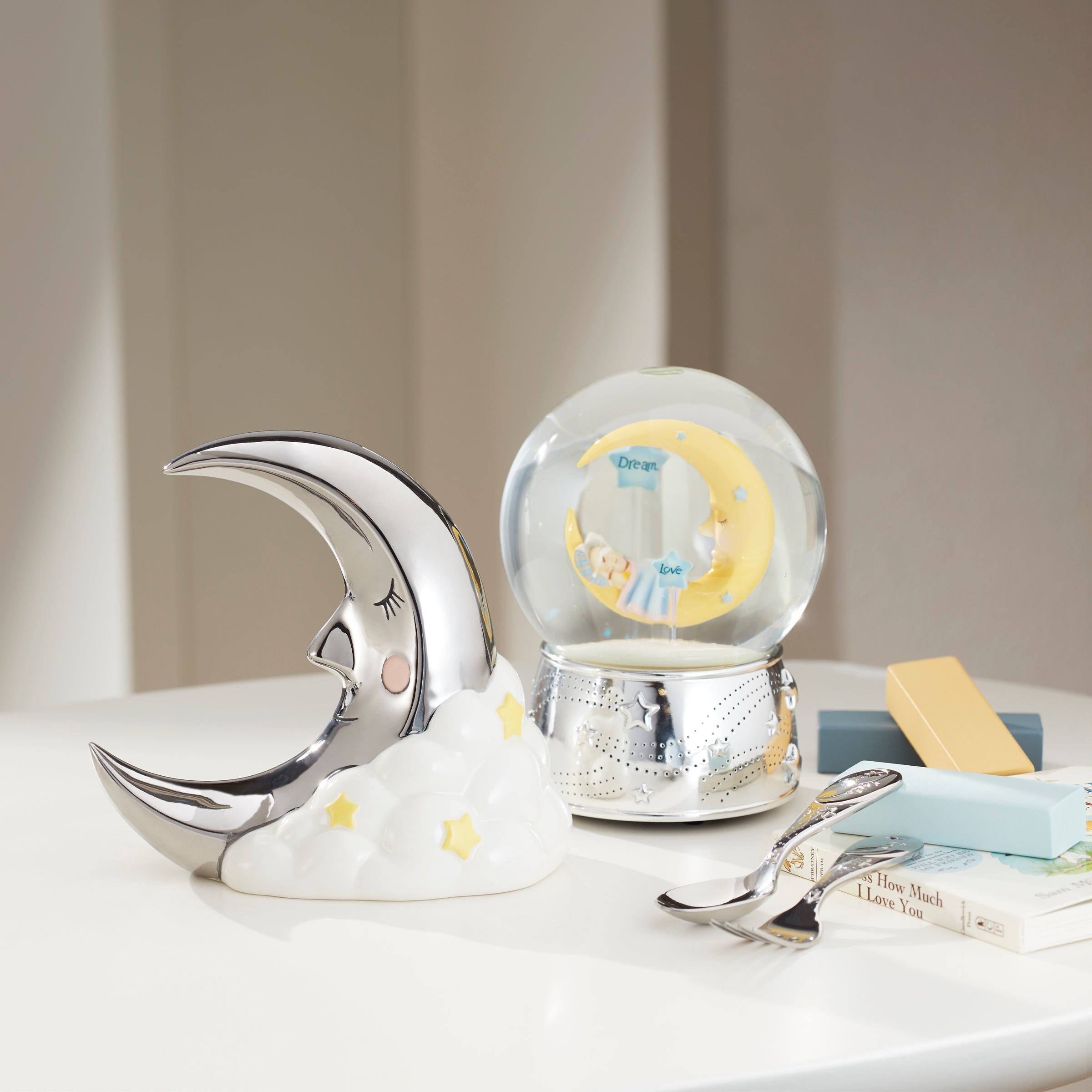 Alternative view of Sweet Dreams Moon Bank