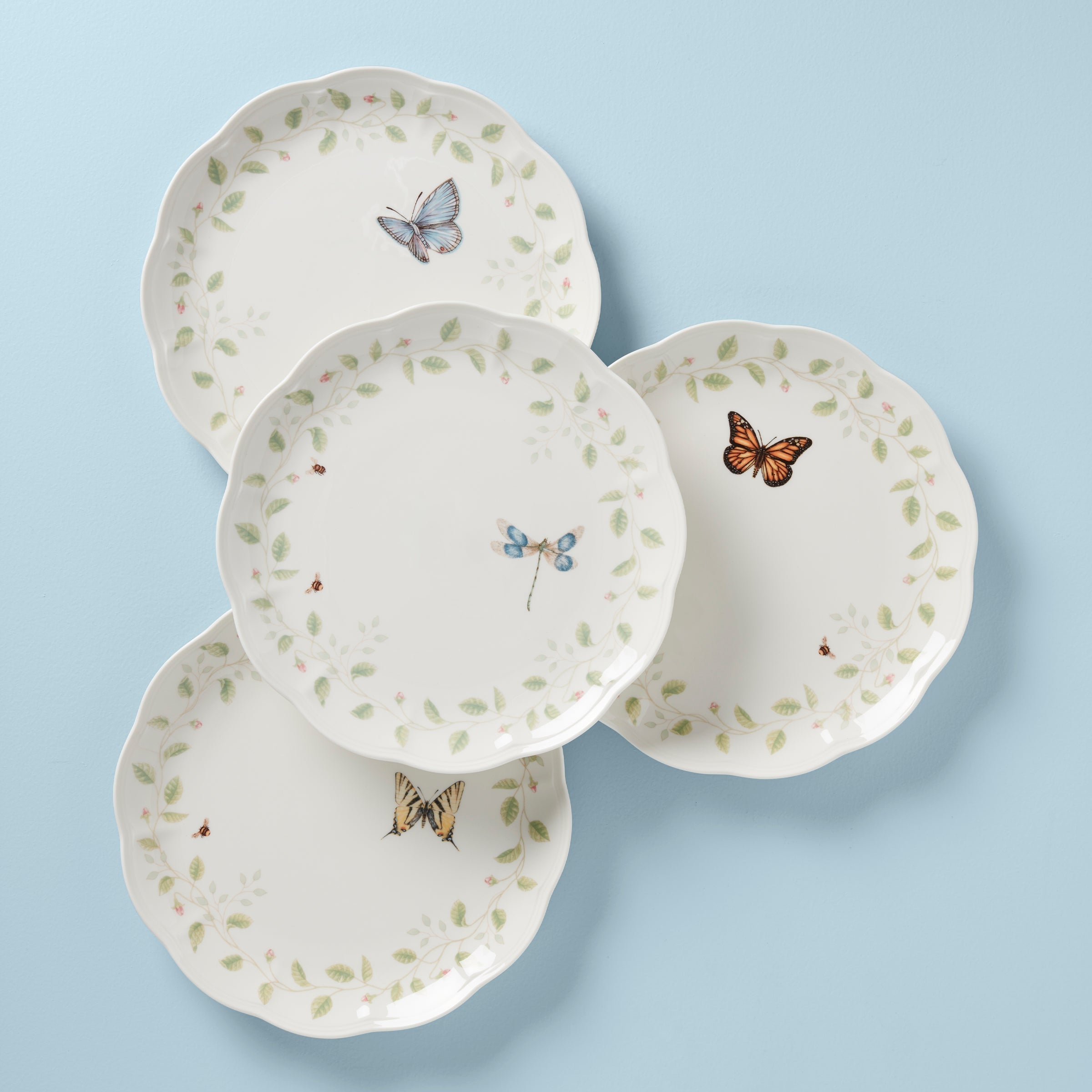 Butterfly Meadow Vines Dinner Plates   Set of 4