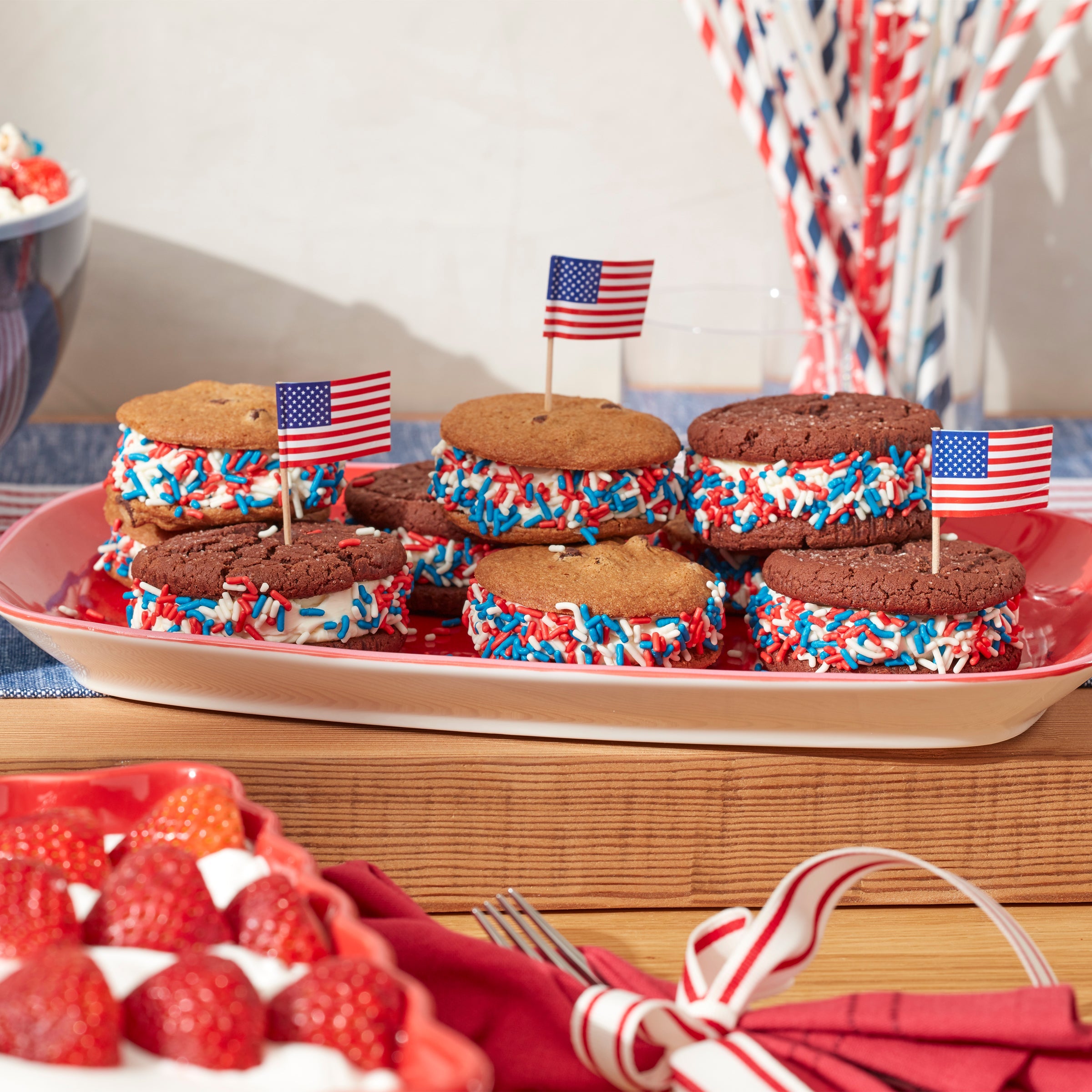 Alternative view of Make It Pop Platter   Red