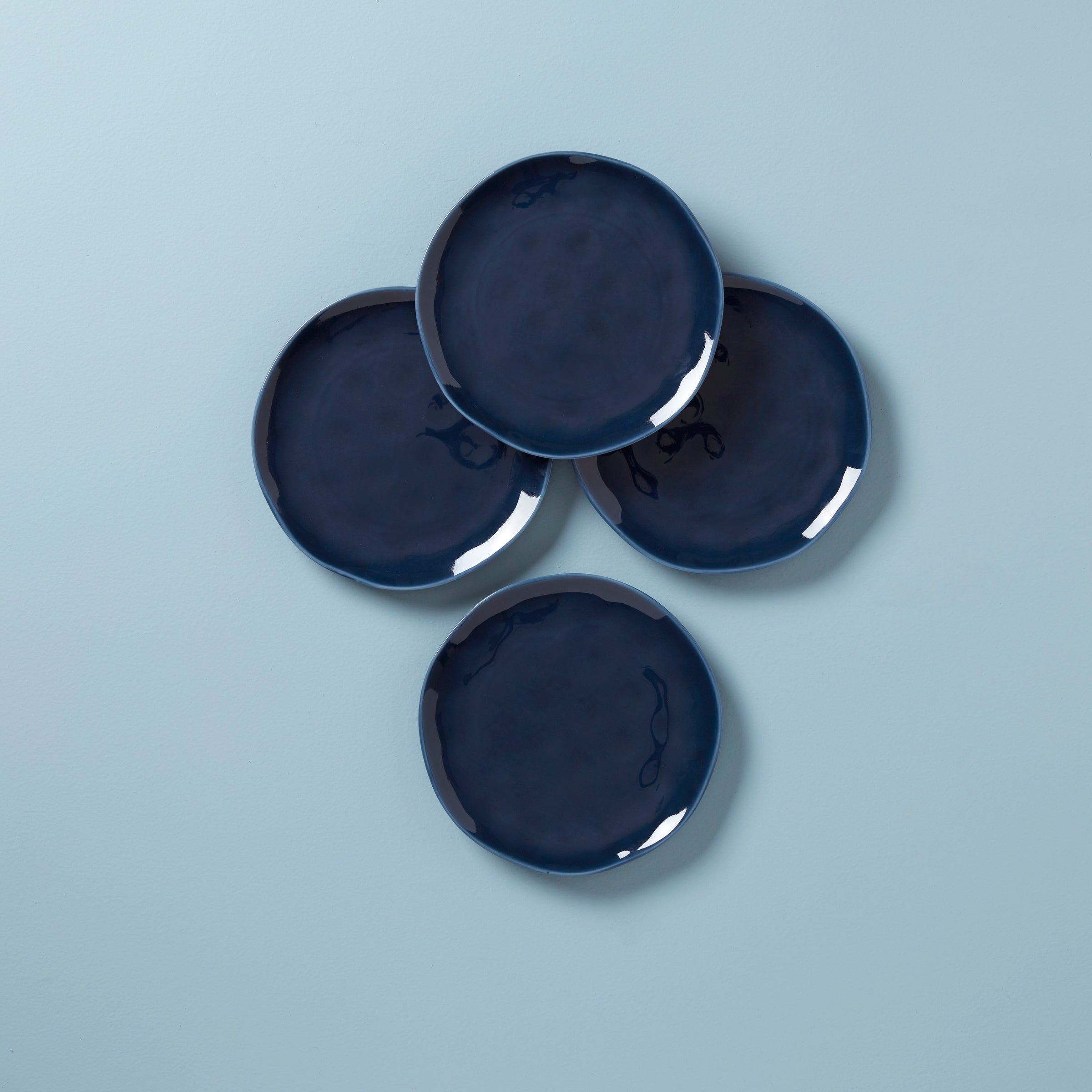Bay Colors Blue Accent Plates Set of 4