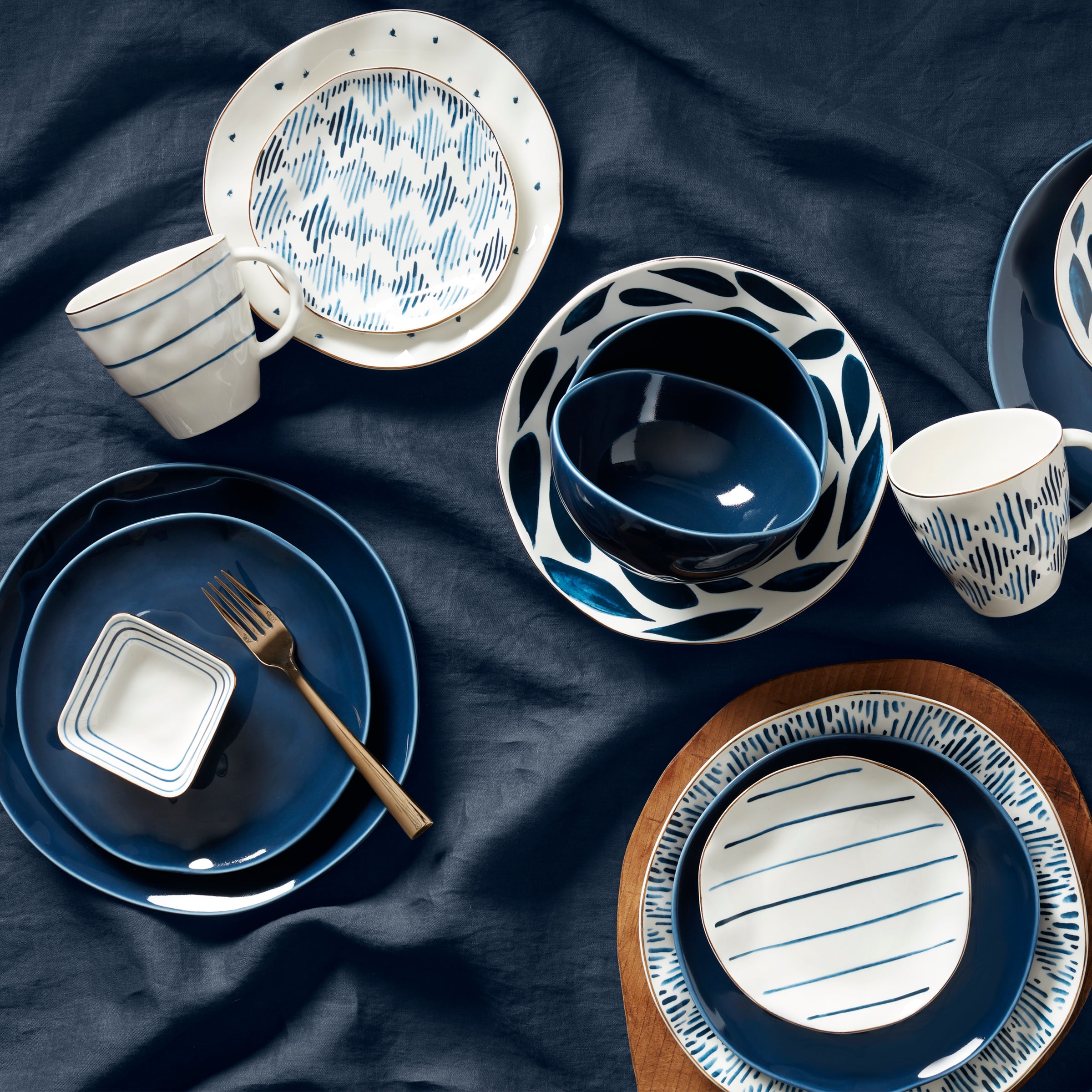 Alternative view of Bay Colors Blue All Purpose Bowls   Set of 4