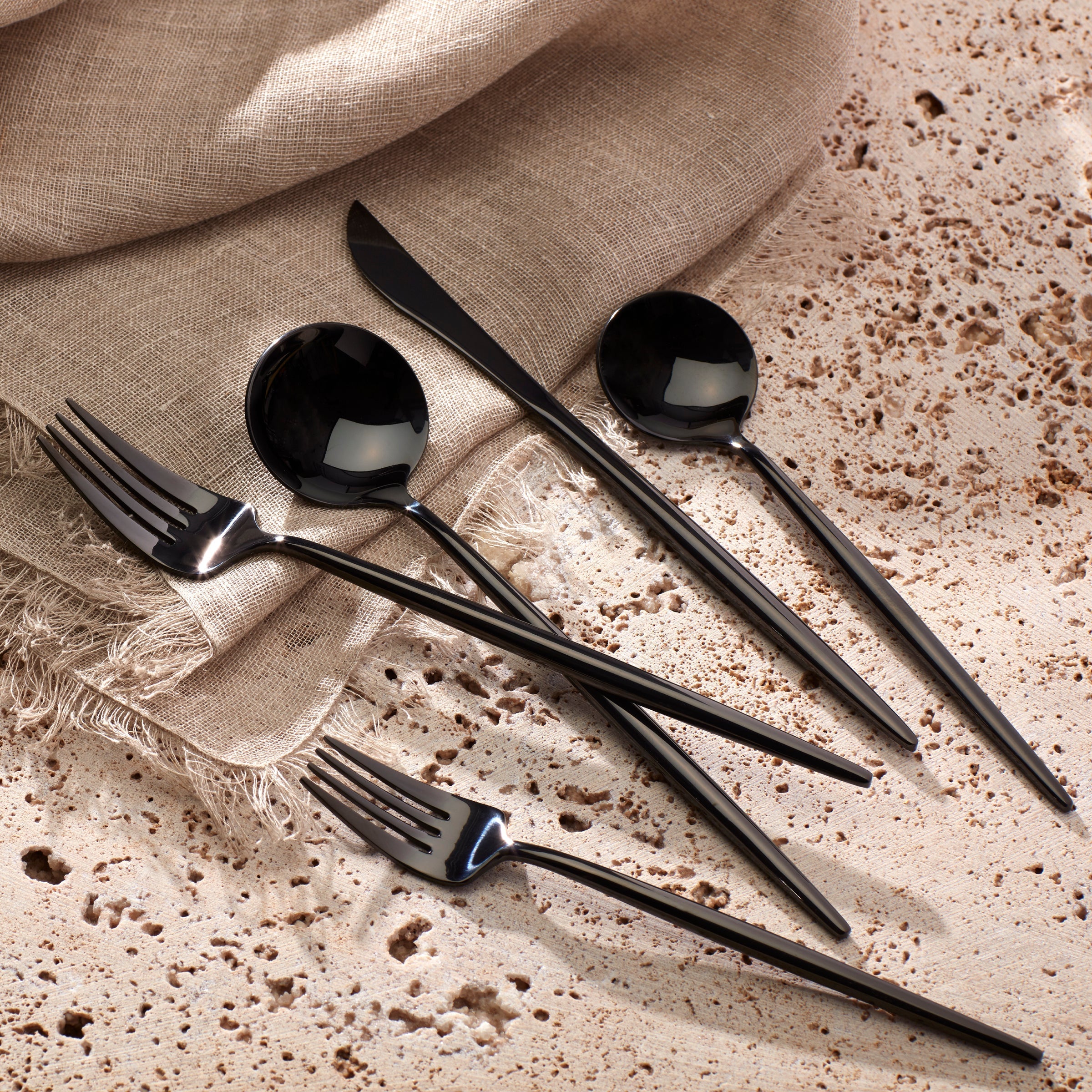 Alternative view of Zephyr Black Mirror 45 Piece Flatware Set