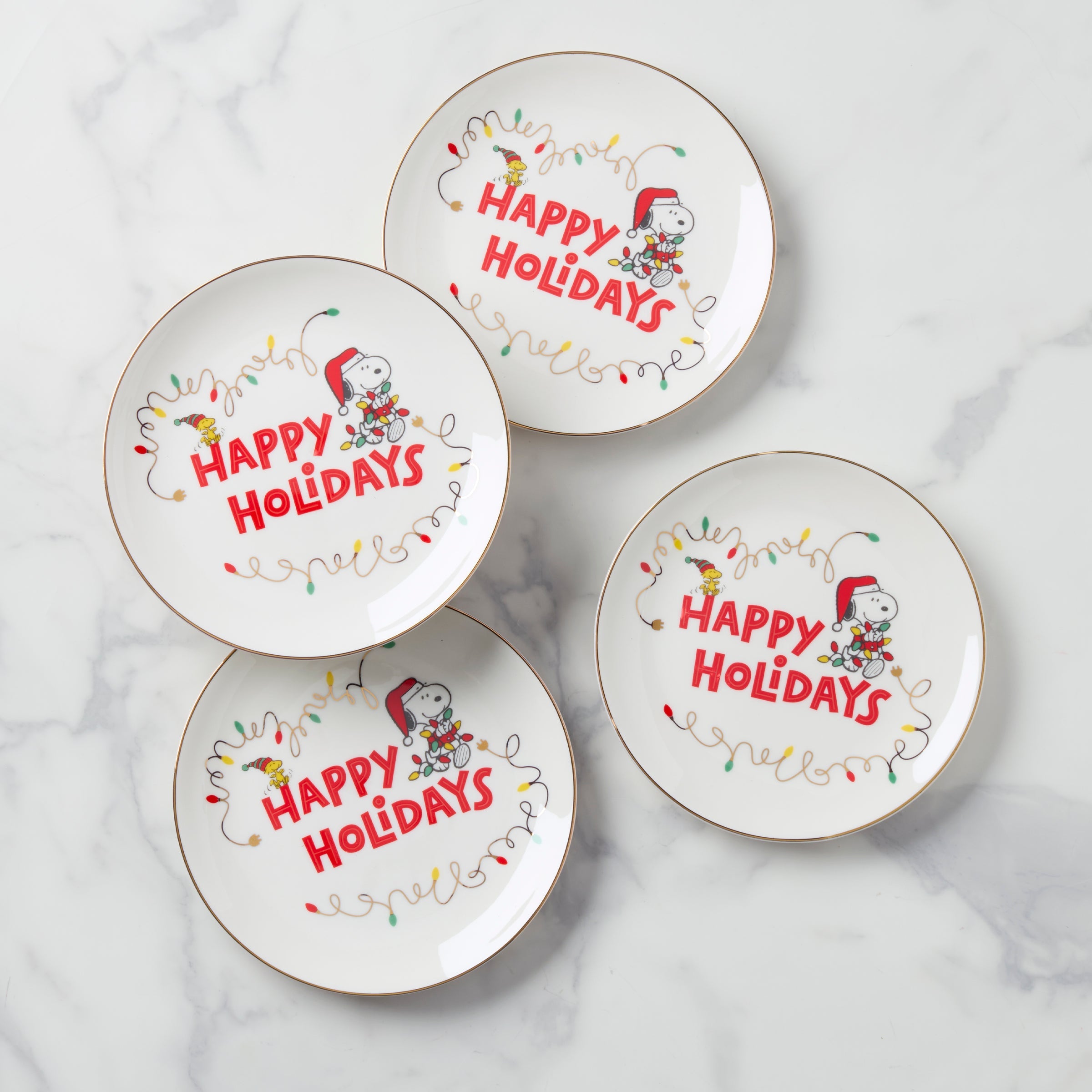 Snoopy Christmas Accent Plates   Set of 4