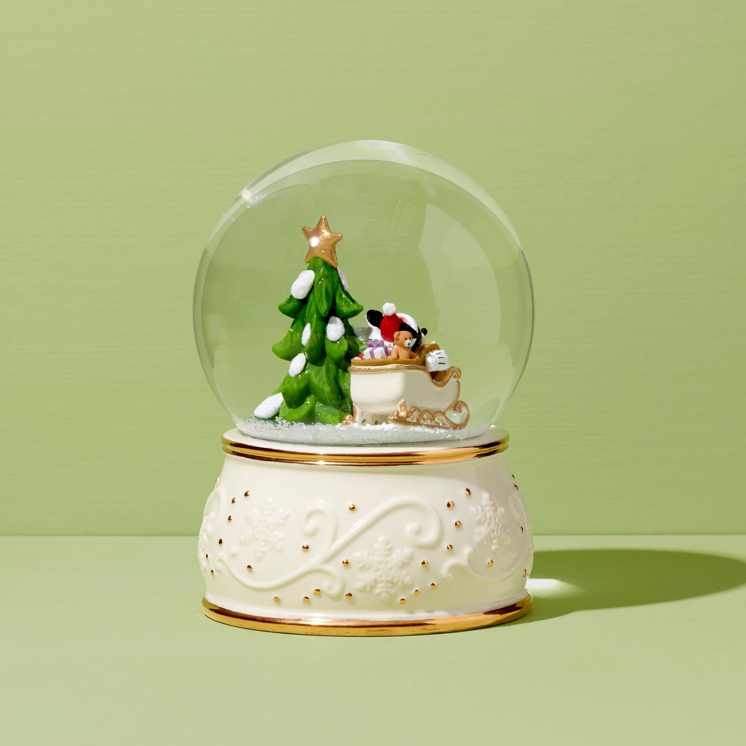 Alternative view of Mickey Mouse Snow Globe