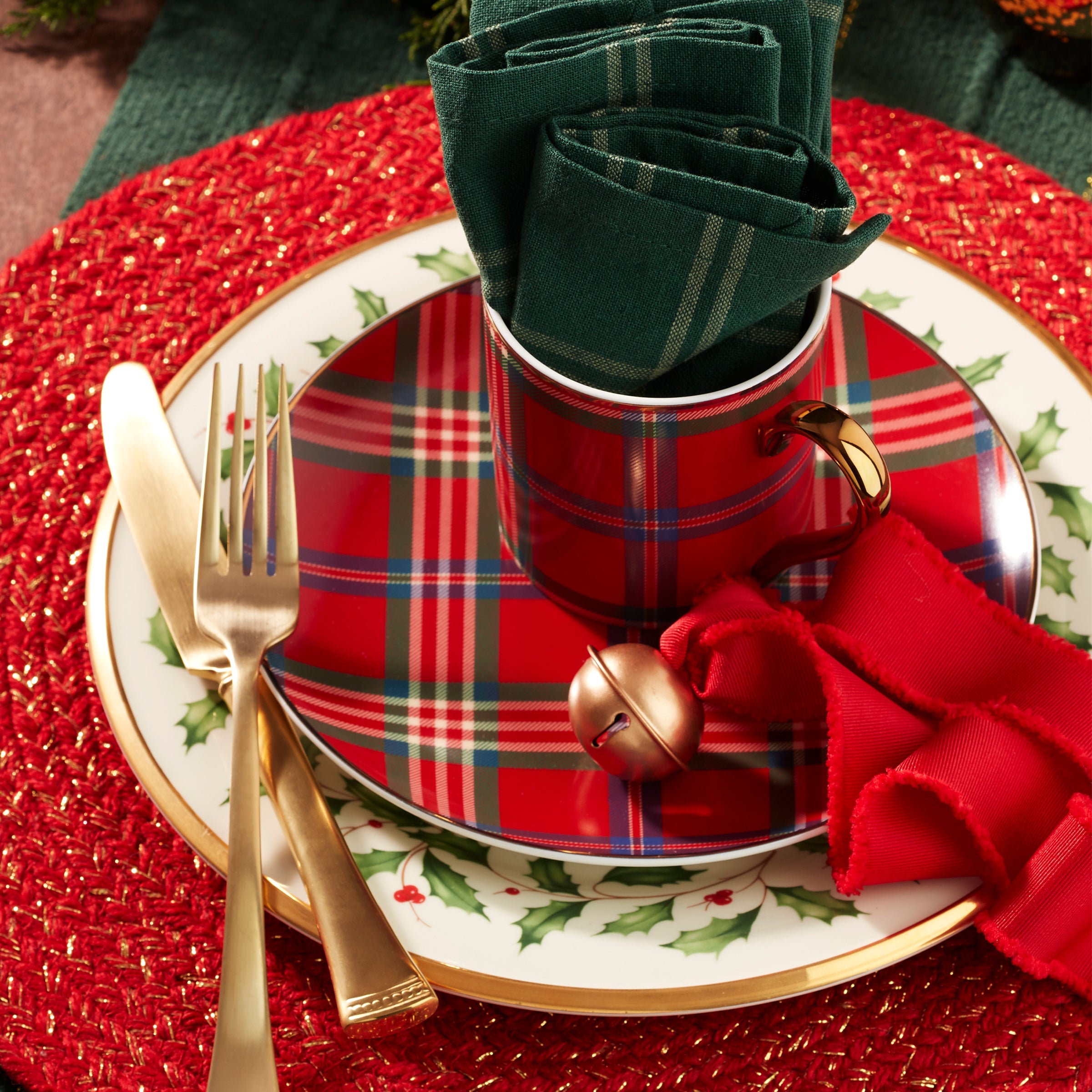 Holiday Red Tartan Accent Plates Set of 4 - Image 3