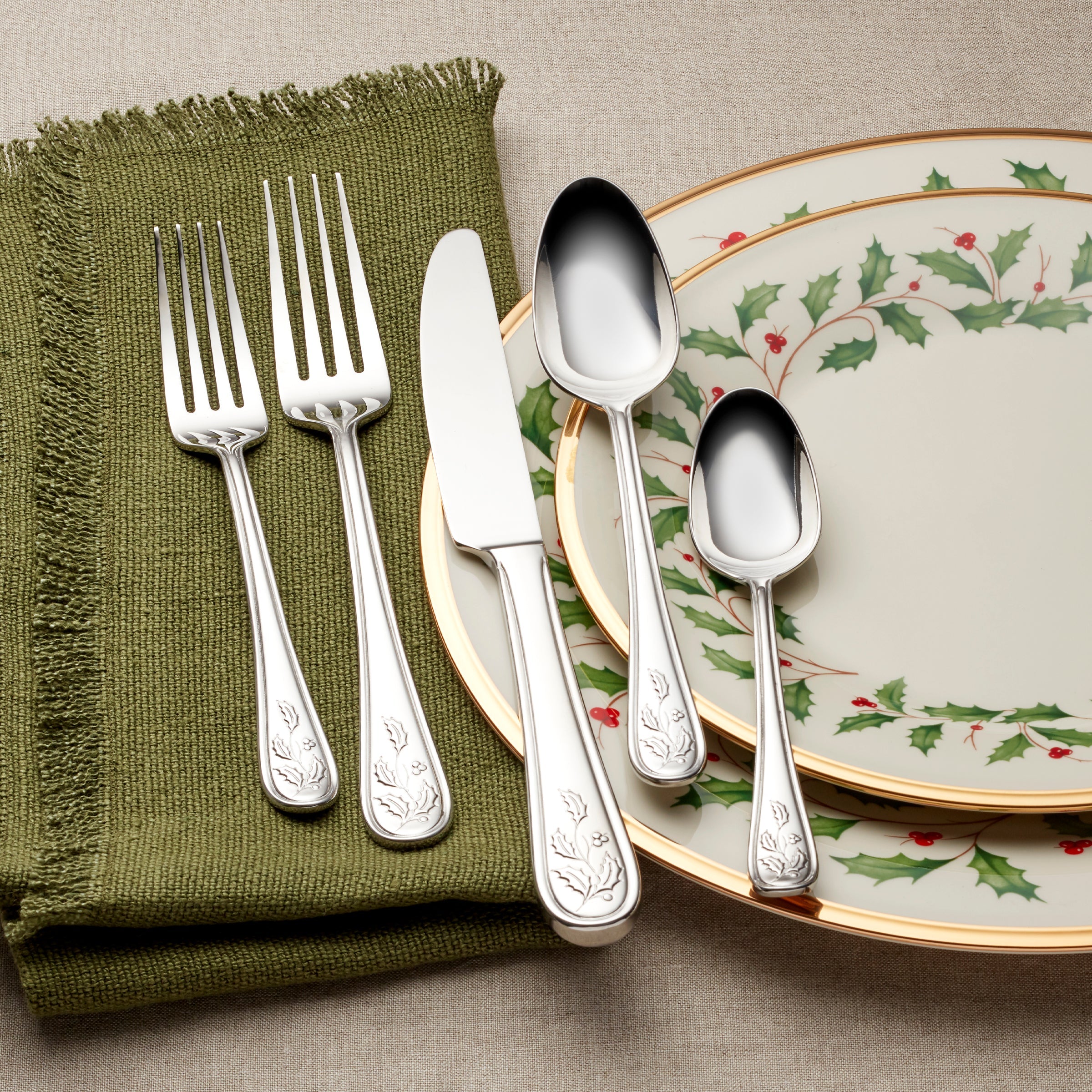 Holiday 65 Piece Flatware Set - Image 6