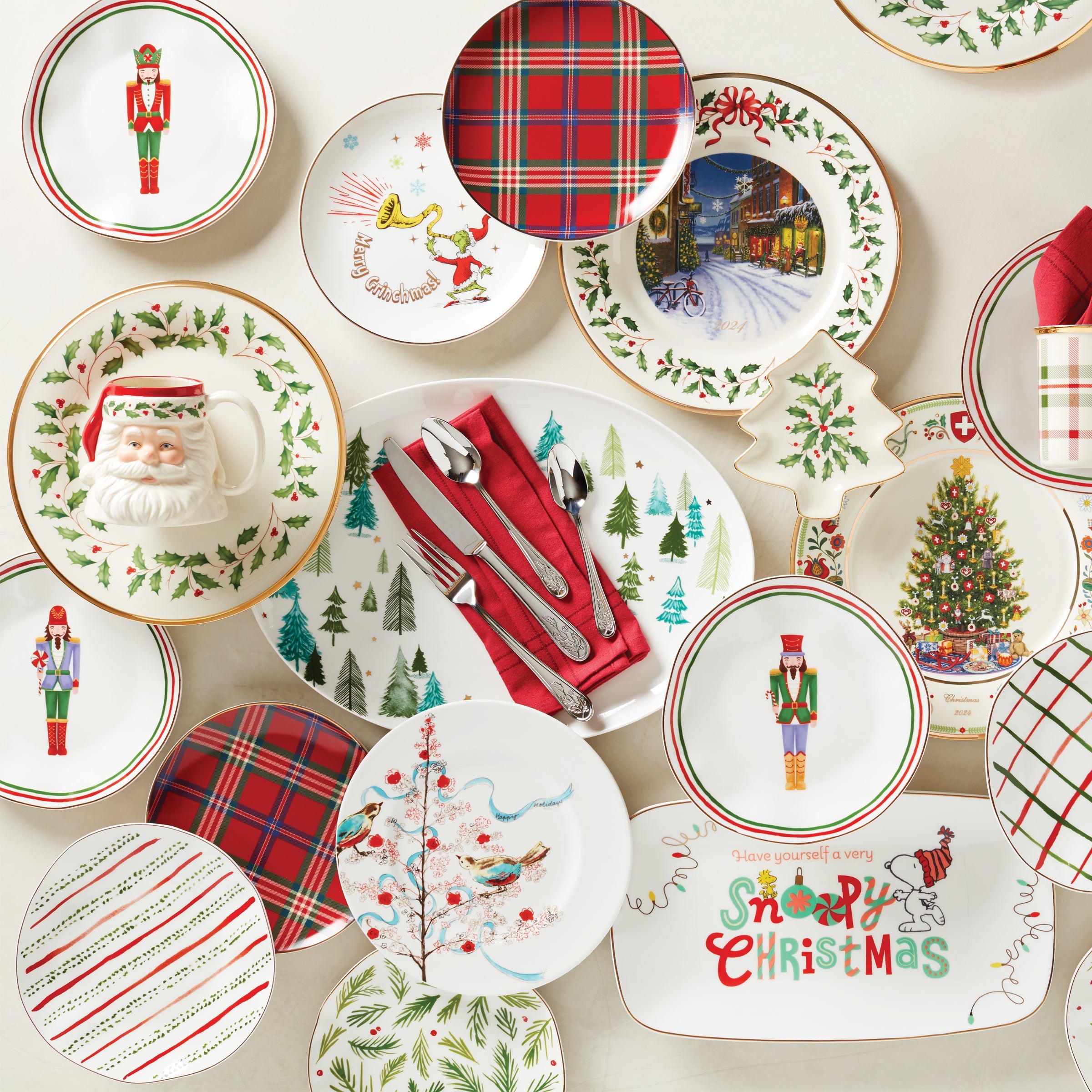 Alternative view of Holiday Dinnerware Dinner Plates   Set of 4