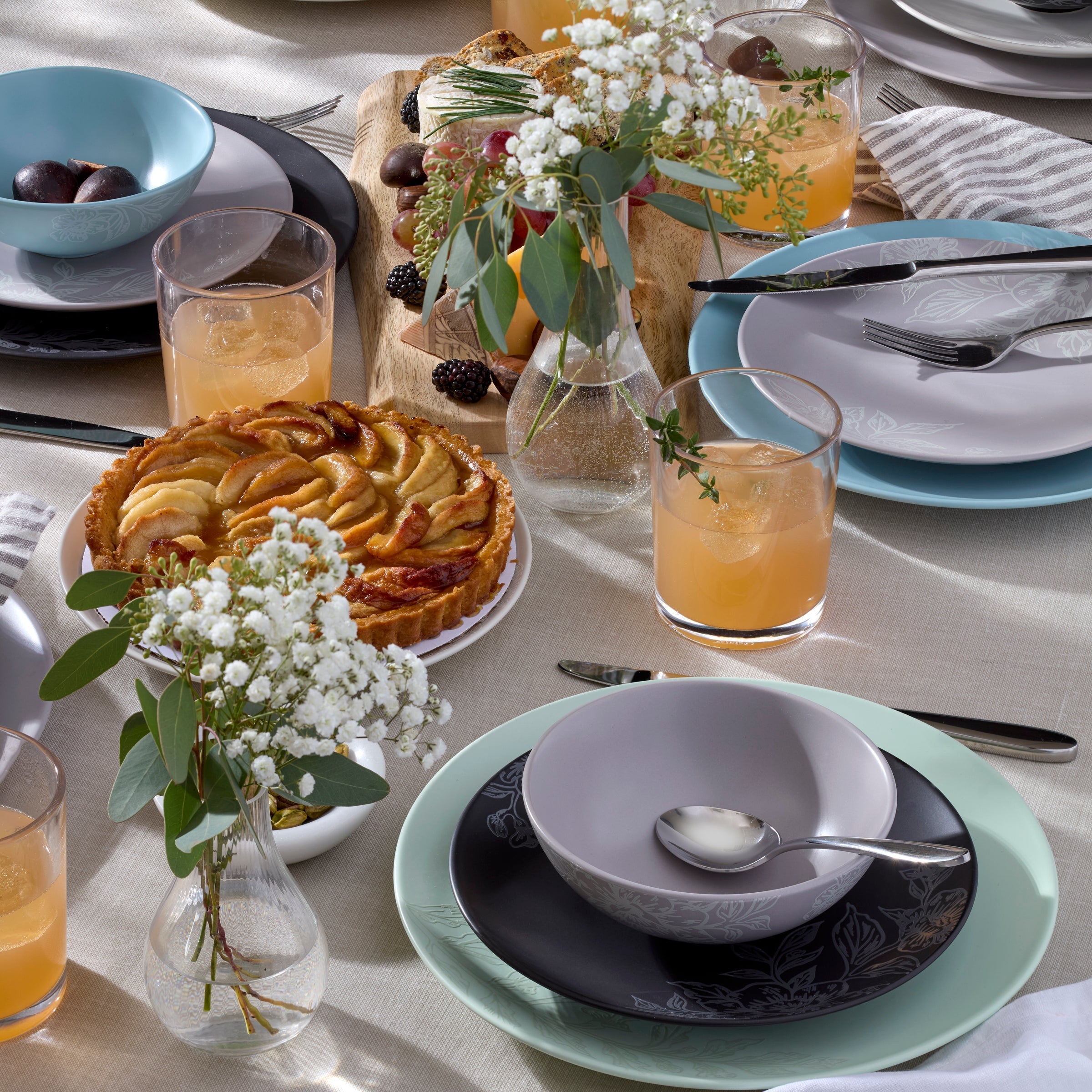 Roseto Charcoal 12 Piece Dinnerware Set - Image 9