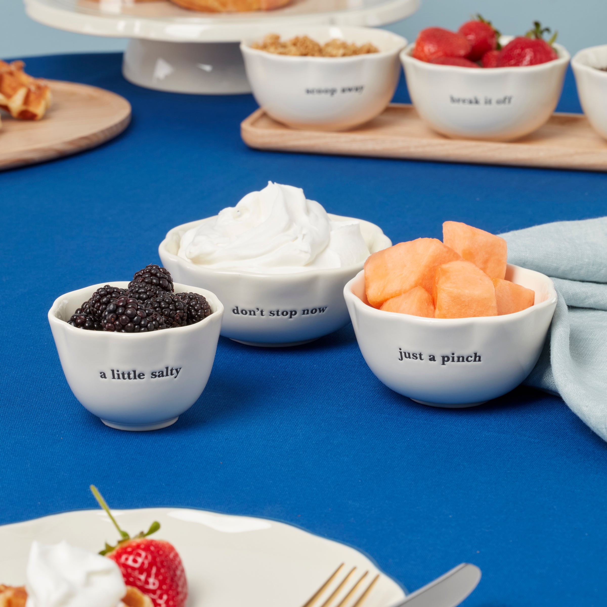 What A Treat 3 Piece Stacking Bowl Set - Image 3