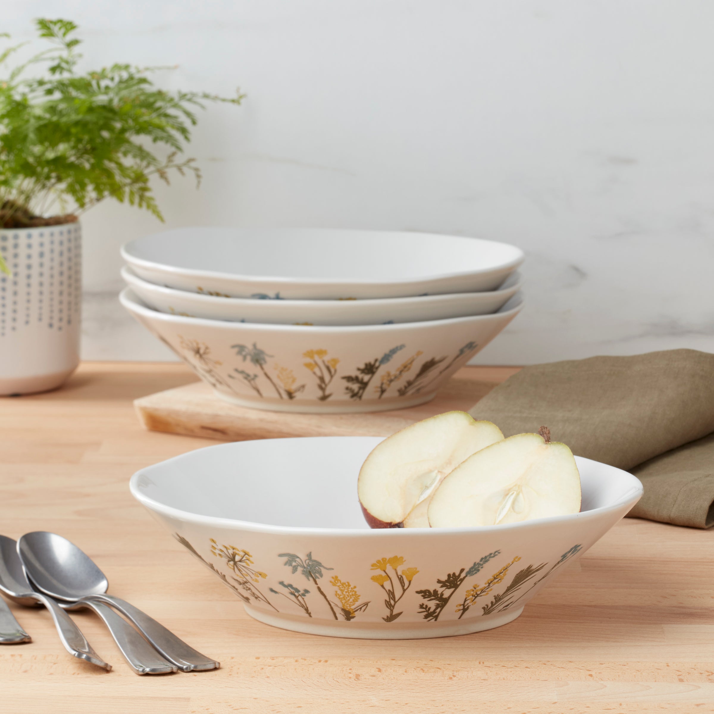 Alternative view of Wildflowers Dinner Bowls   Set of 4