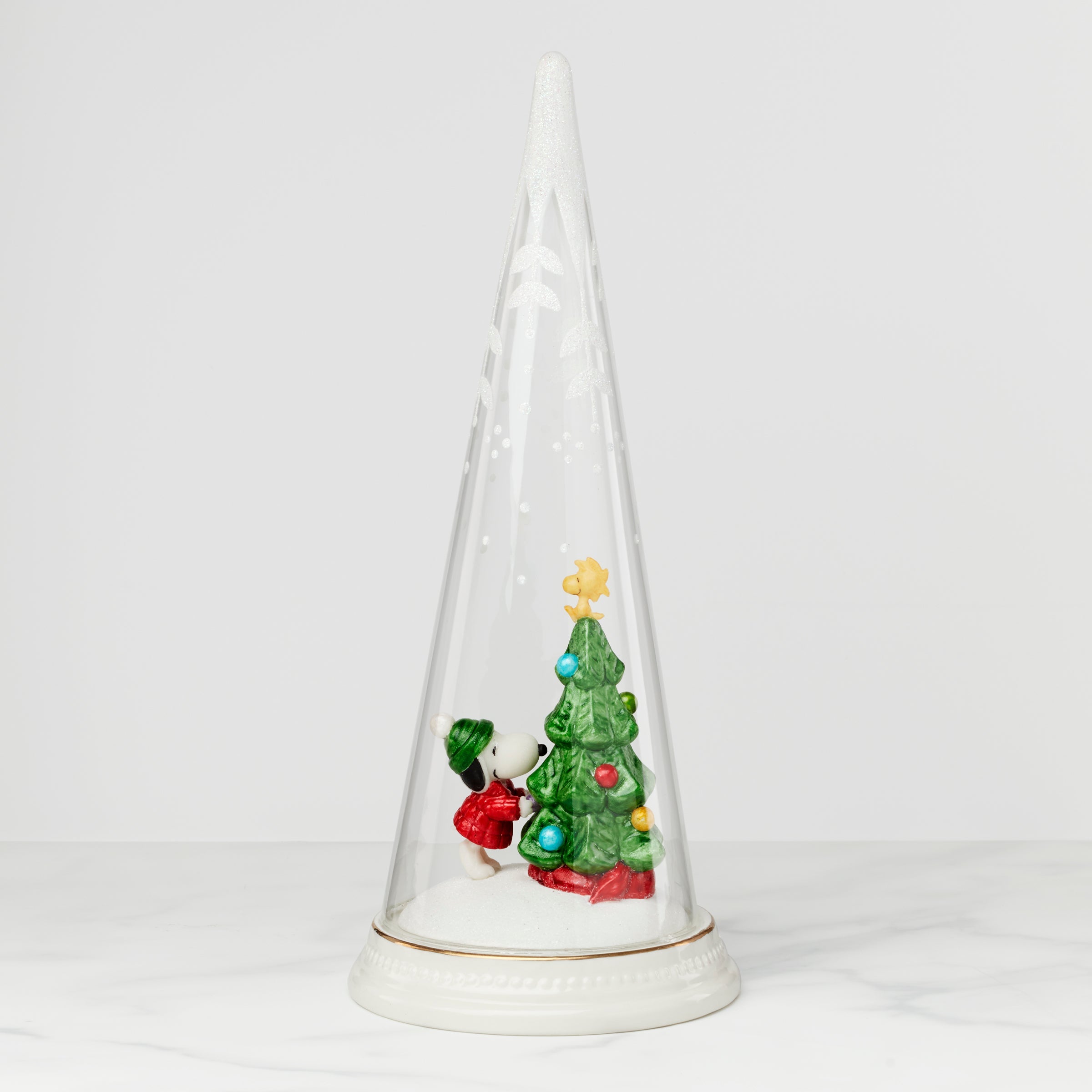 Peanuts Merry & Magical Christmas Scene Figurine