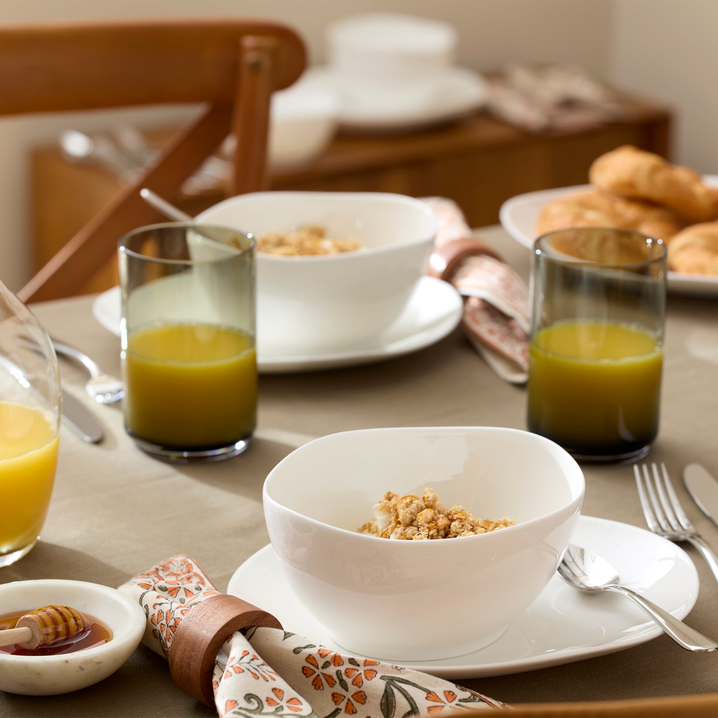 Alternative view of Studio 1414 Curve, All Purpose Bowls, Set of 6