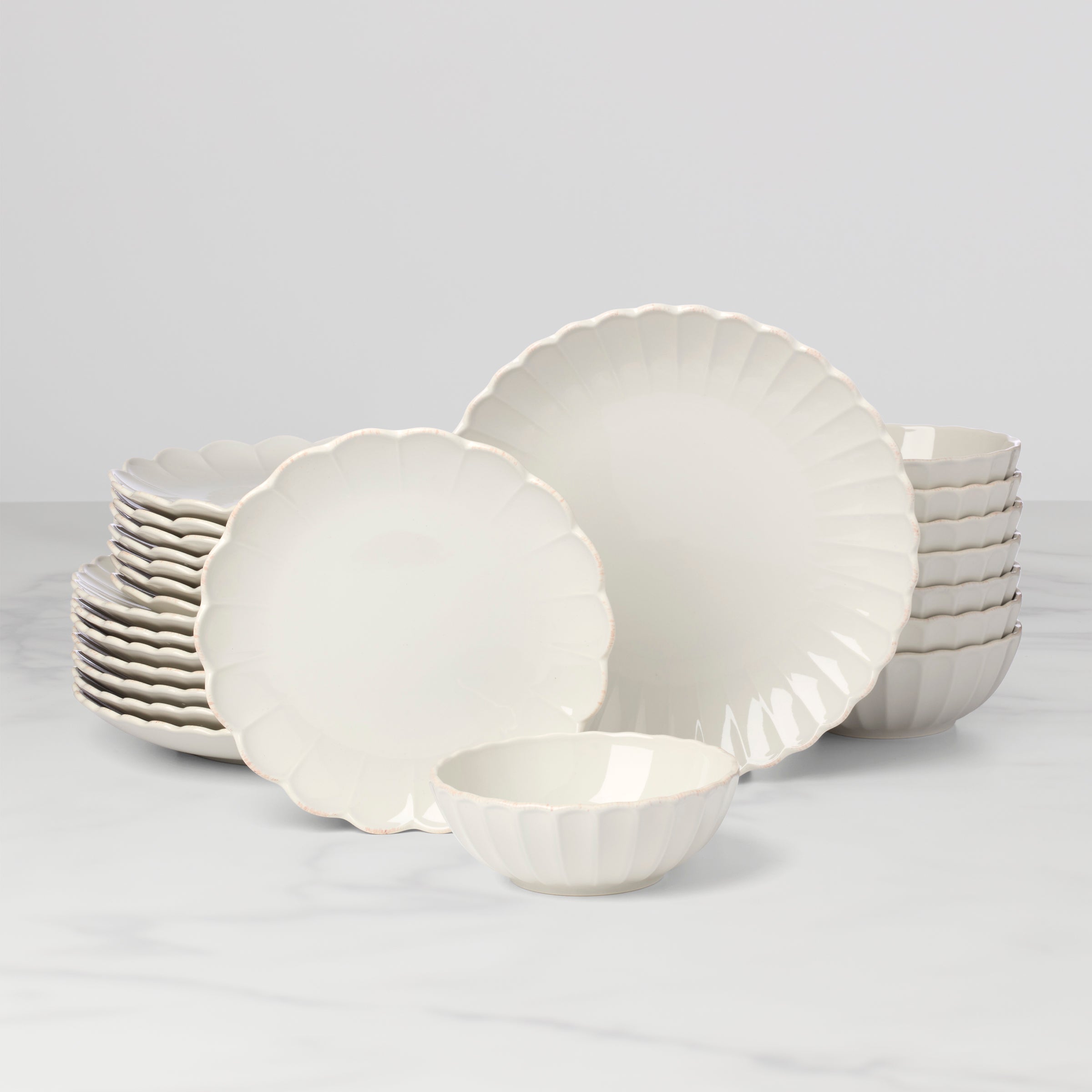 French Perle Scallop White 24 Piece Dinnerware Set