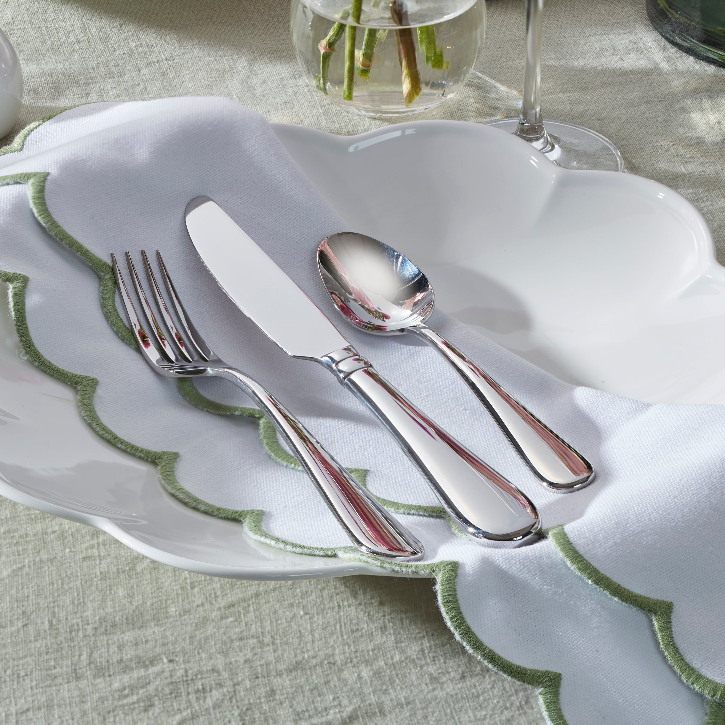 Studio 1414 Mirror 36 Piece Flatware Set - Image 8