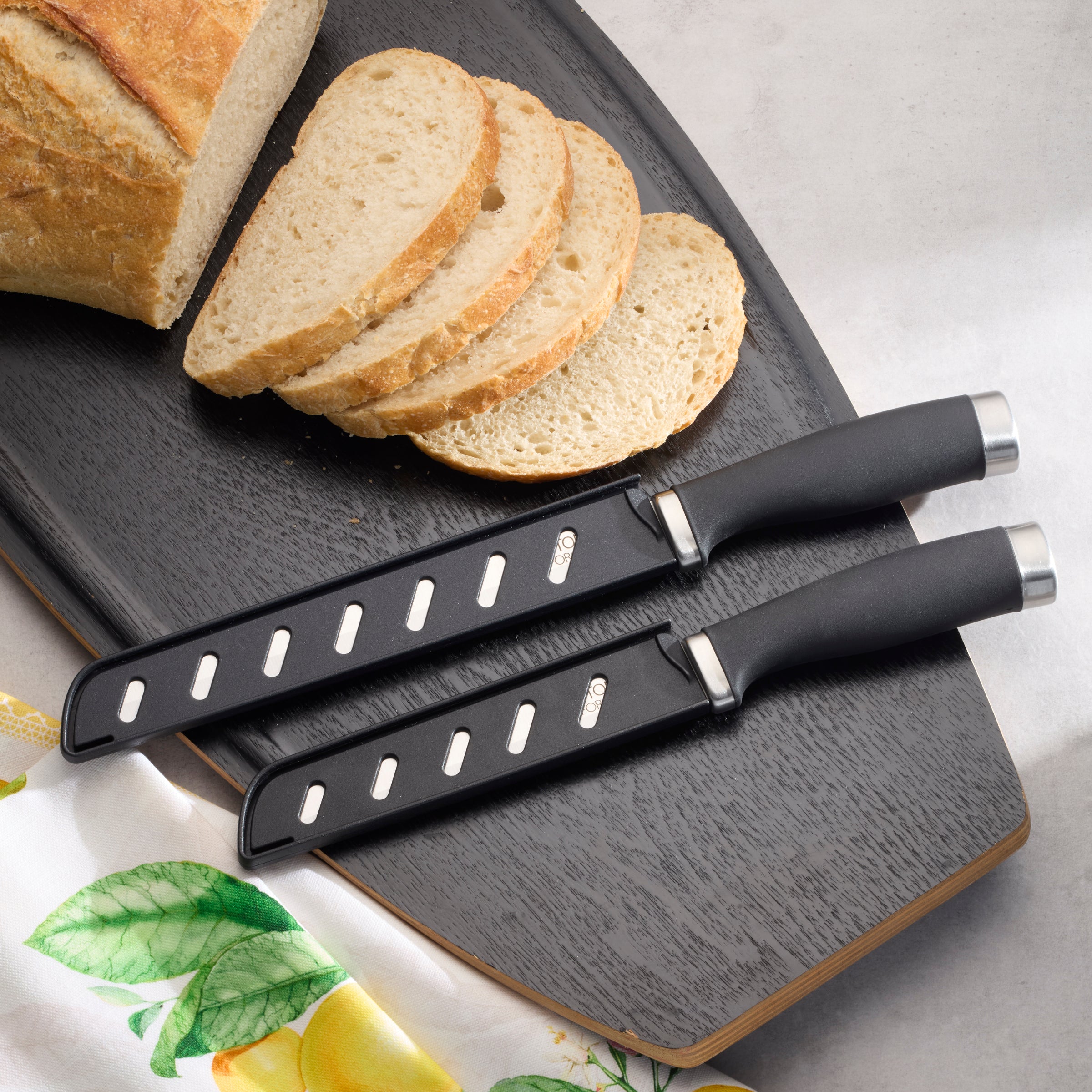 Epicure Bread Knives with Blade Guards, Set of 2 - Image 4