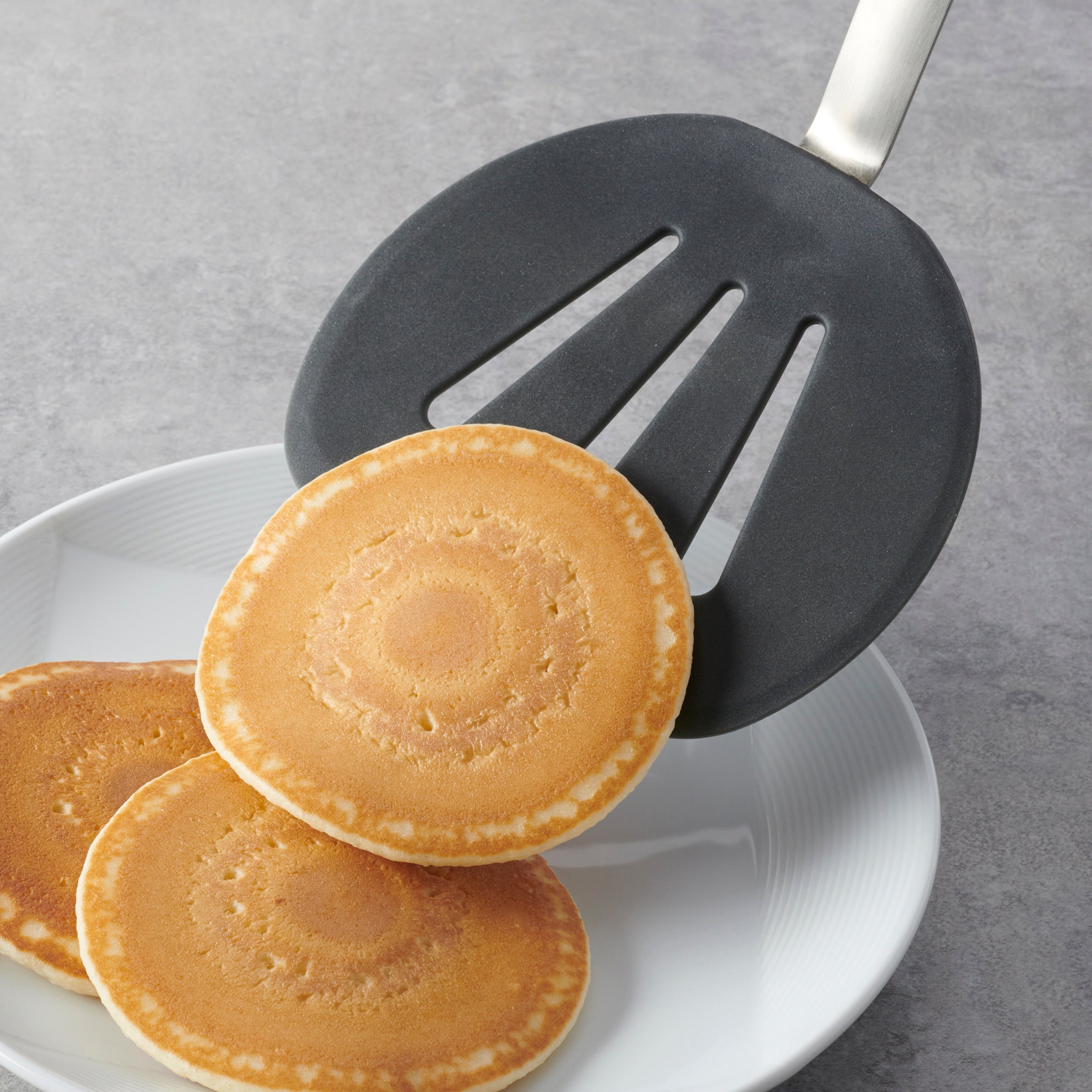 Alternative view of Elite Gadgets Silicone Large Flexible Turner