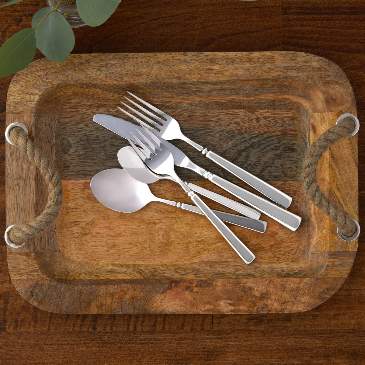 Alternative view of Easton Satin 20 Piece Flatware Set