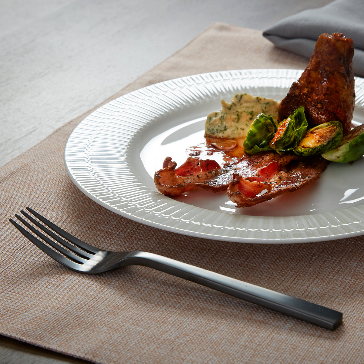 Chefs Table Midnight Matte 20 Piece Flatware Set - Image 5